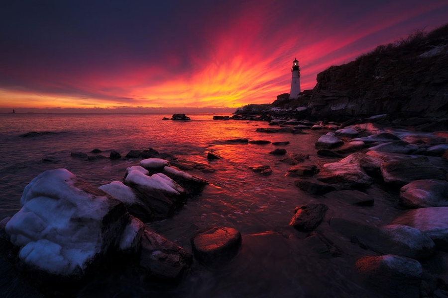 7701360-R3L8T8D-900-amazing-lighthouse-landscape-photography-19