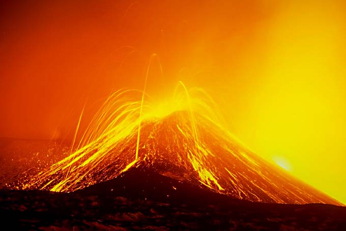 Mount_Etna_volcano