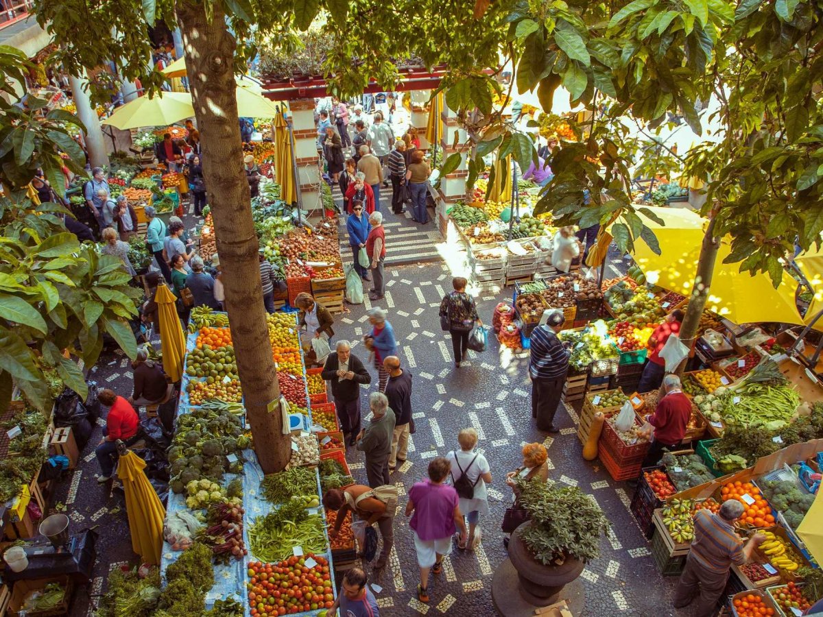 and-colorful-markets-where-locals-buy-fresh-produce