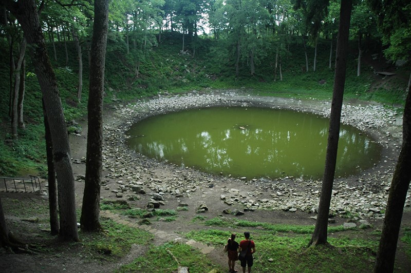 kaali-meteor-crater-lake (Copy)