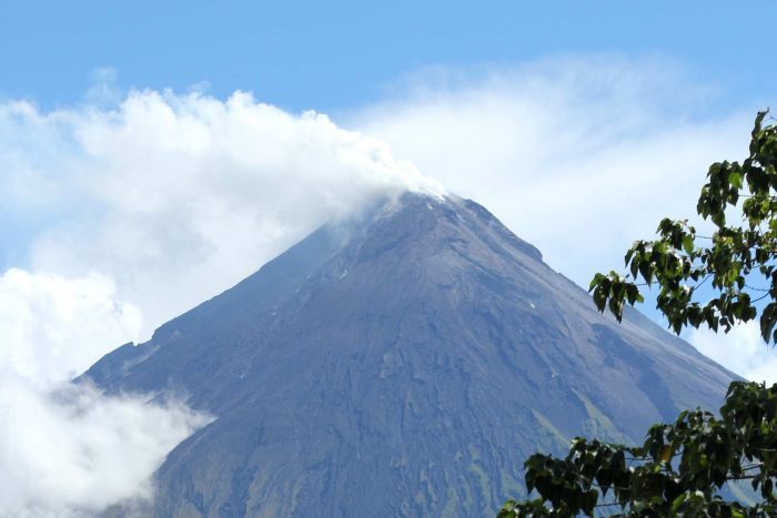 Mount-Mayon