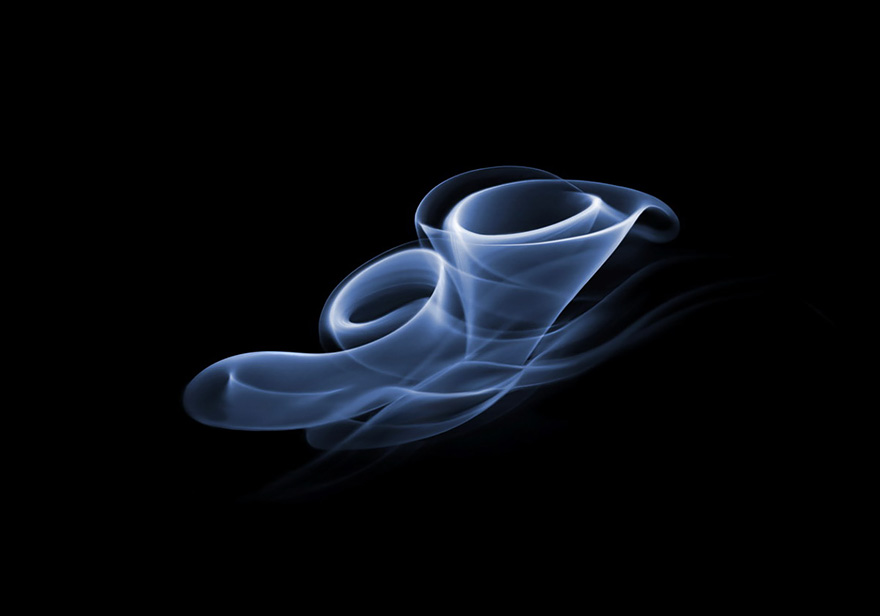 smoke-shapes-photography-thomas-herbrich-08