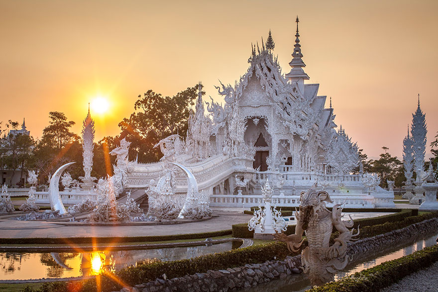 white-temple-thailand-4