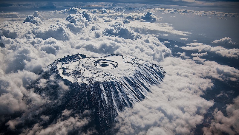 Снега Килиманджаро. Вид сверху